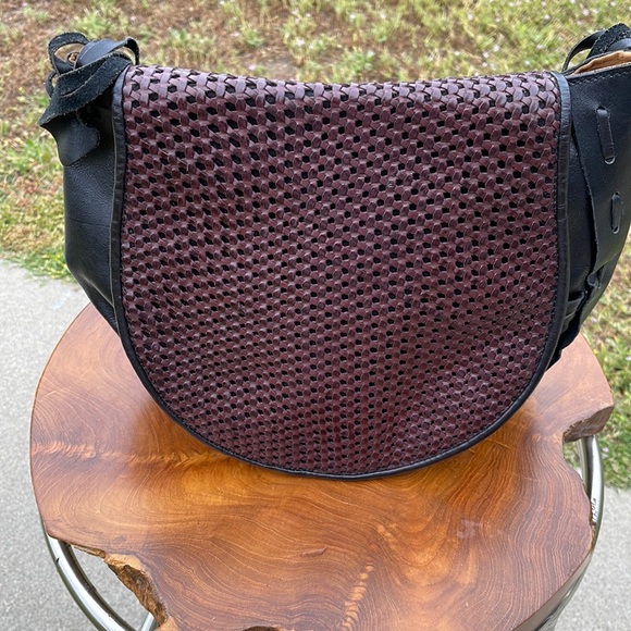 Patricia Nash Handbags - Patricia Nash bag crossbody saddlebag